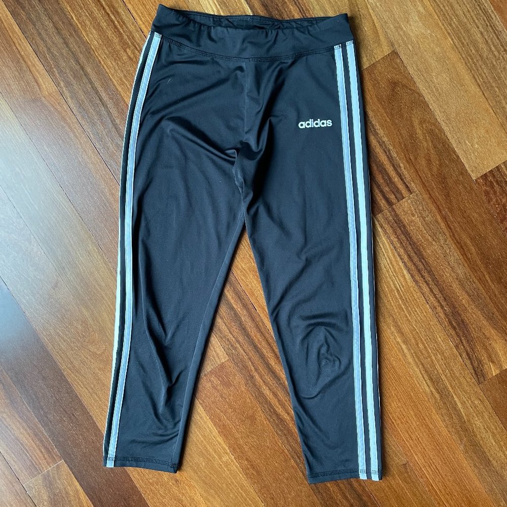 Adidas Girls Sz 14 Cropped Black Logo Leggings